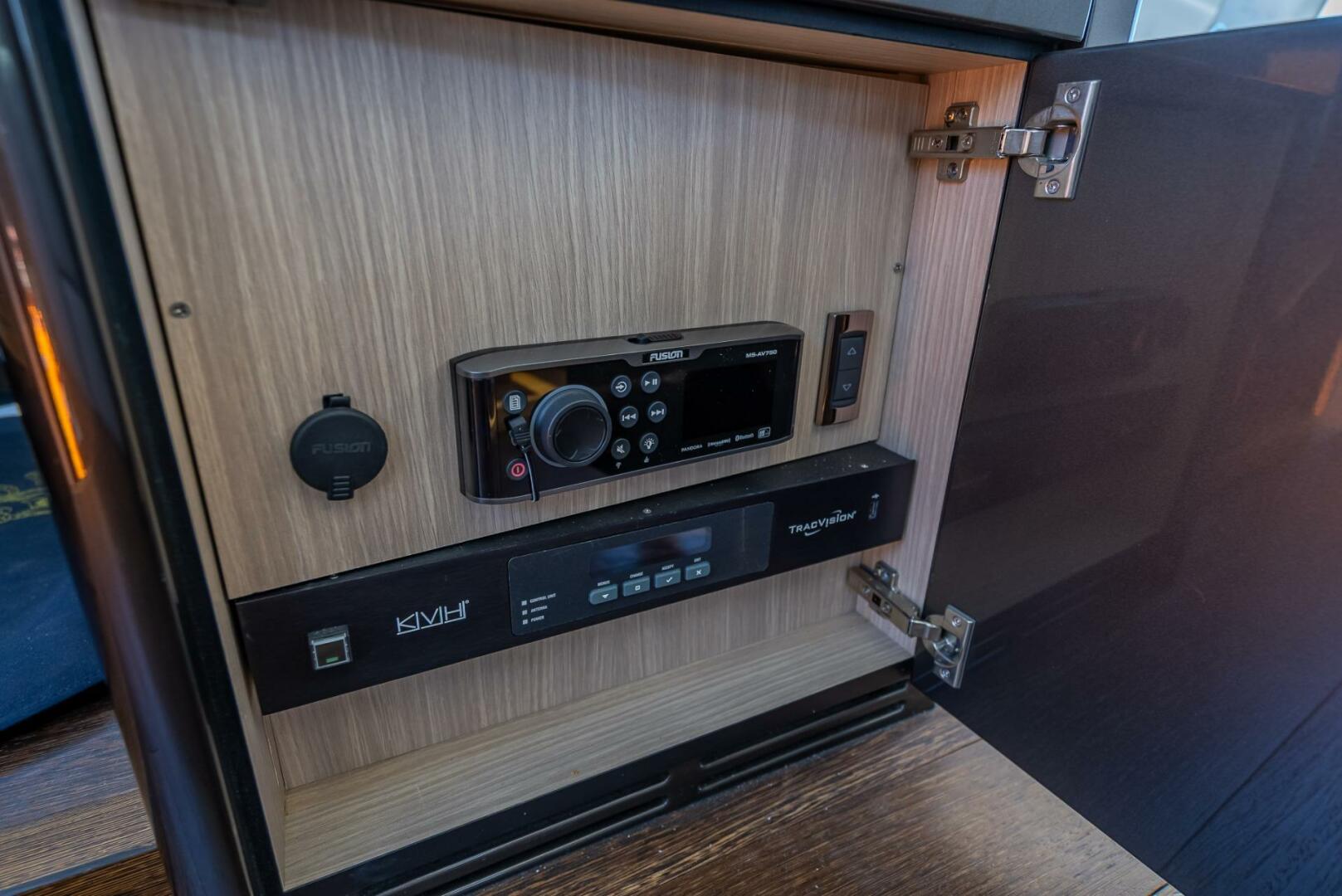 2018 Sunseeker Predator 57 - Image 66