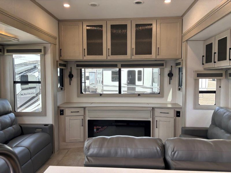 2025 Grand Design Solitude 388MBS - Image 9
