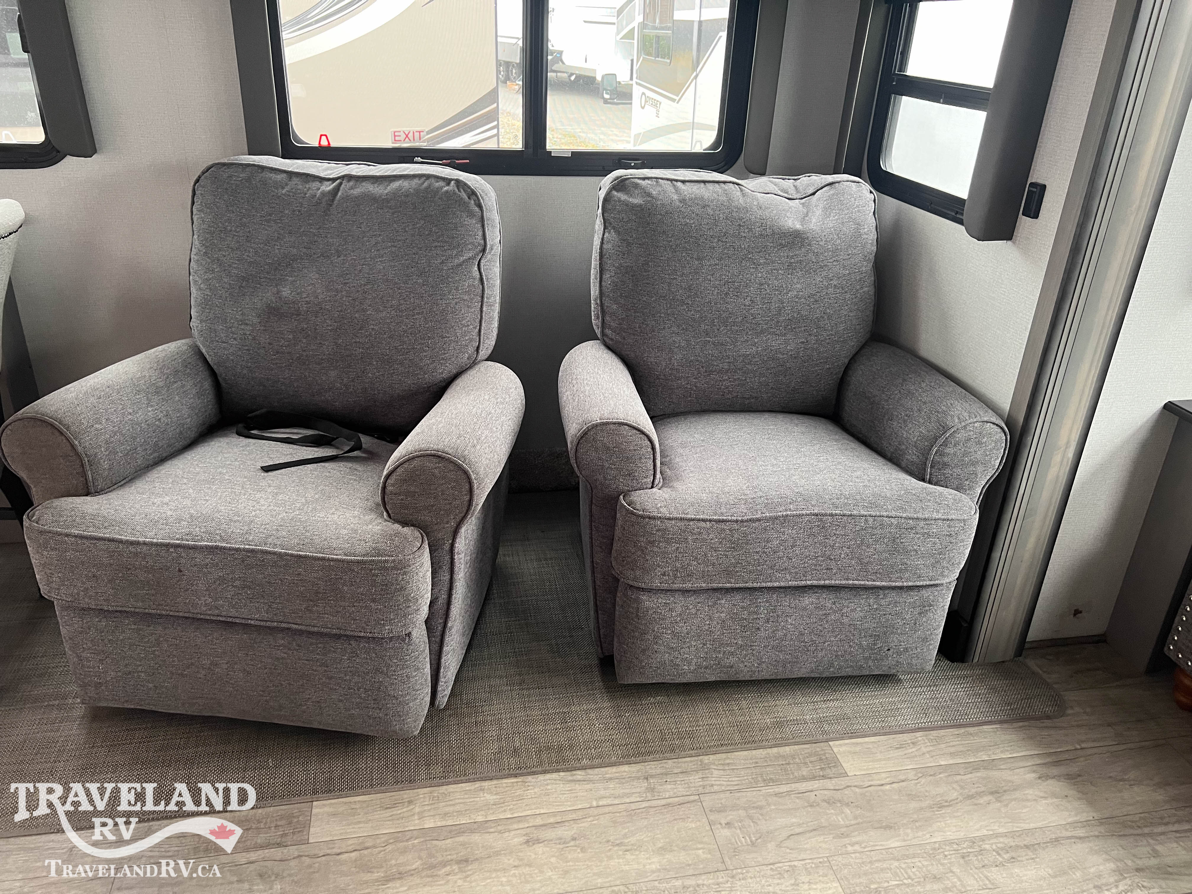 2021 Keystone Montana 3780RL - Image 10