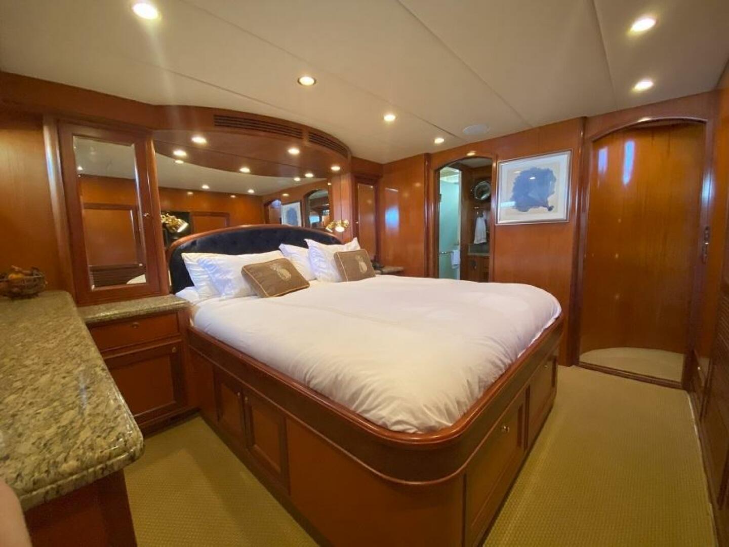 2005 Offshore Yachts - Image 21