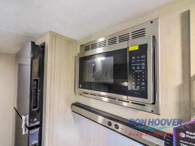 2026 COACHMEN 154RBX - Image 17