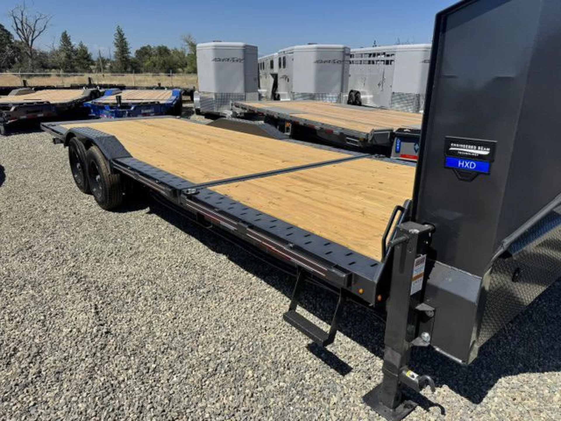 2026 DIAMOND C TRAILERS DIAMOND C HXD208 GN L24X102 18K PRO TILT - Image 2