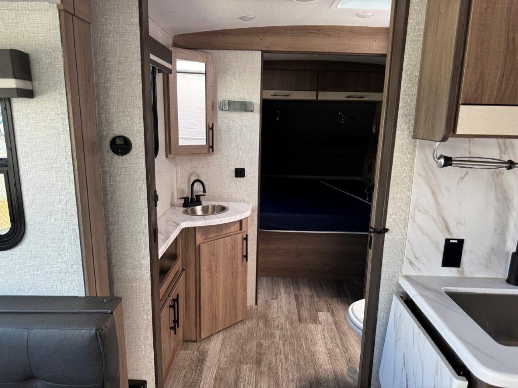 2023 Grand Design Imagine 2910BH - Image 17