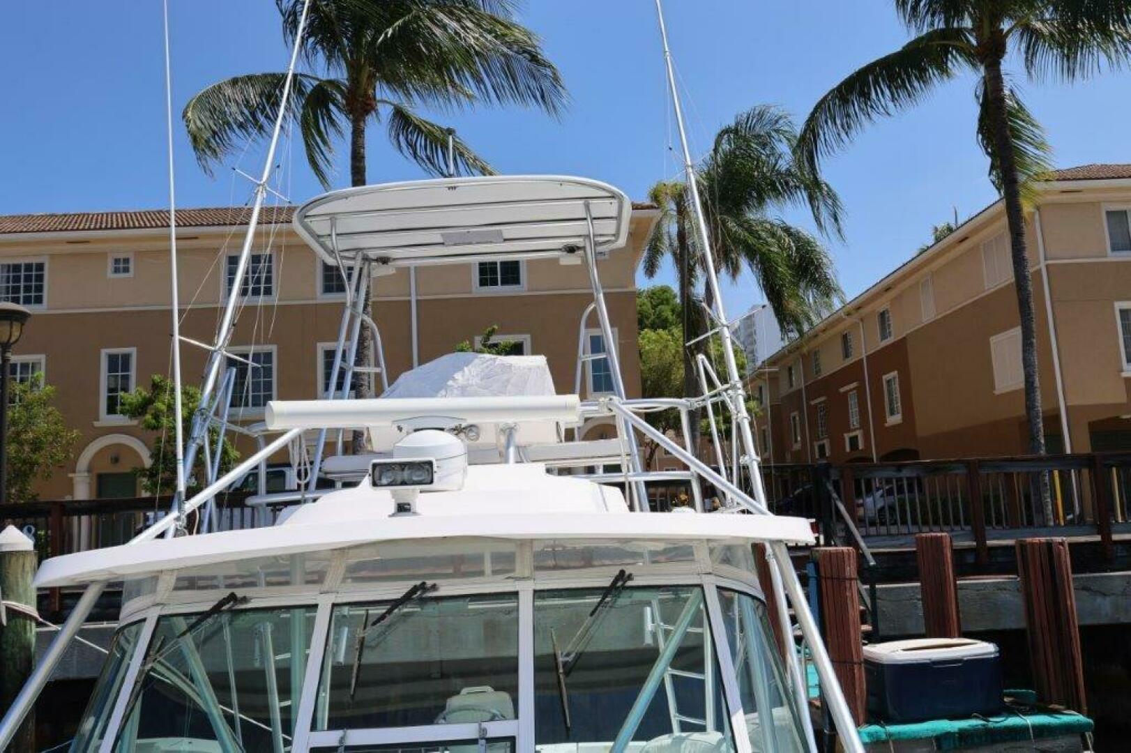 2007 Luhrs 32 Open - Image 17