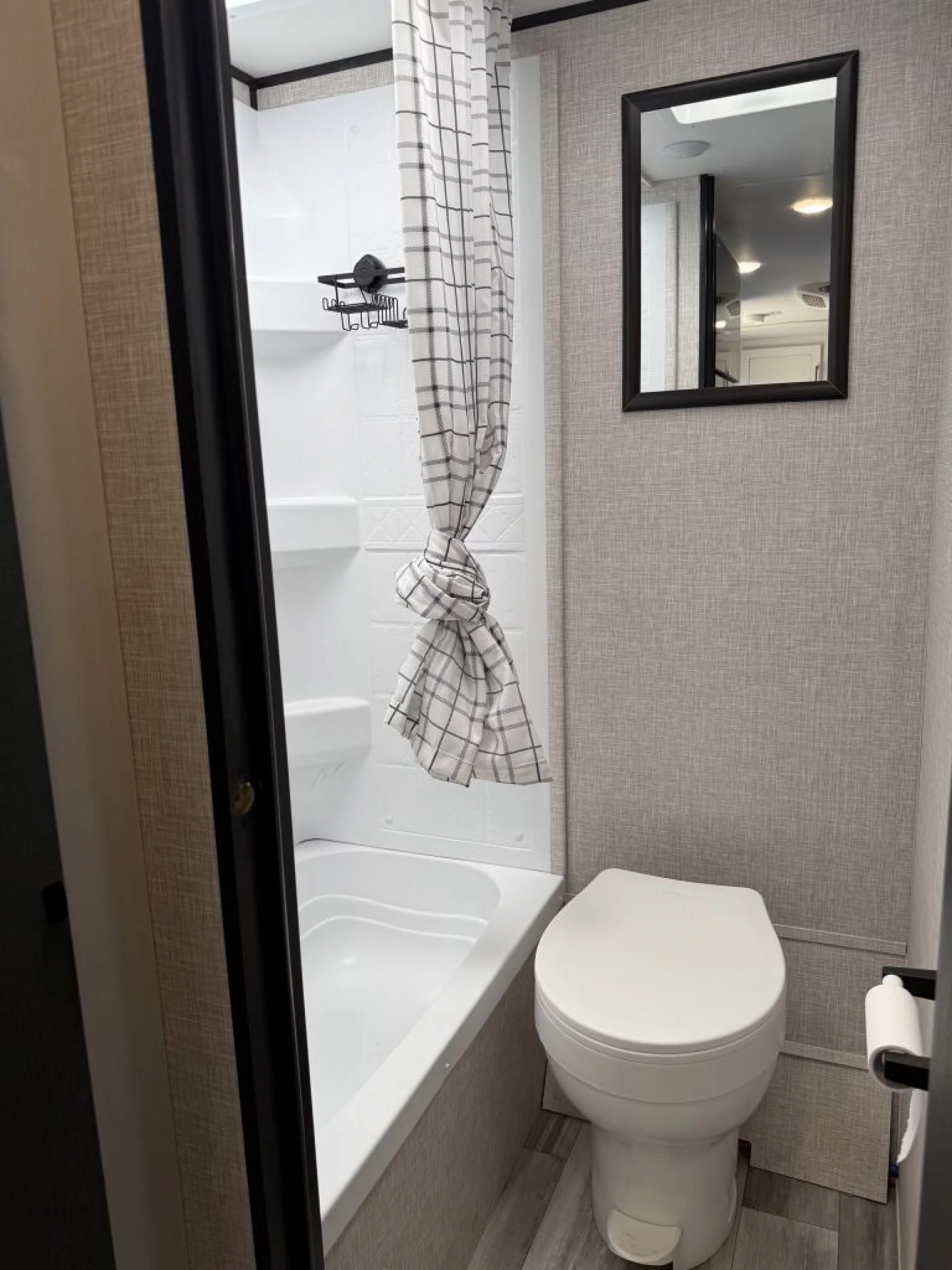 2024 JAYCO JAY FLIGHT SLX BAJA EDITION 184BS - Image 13