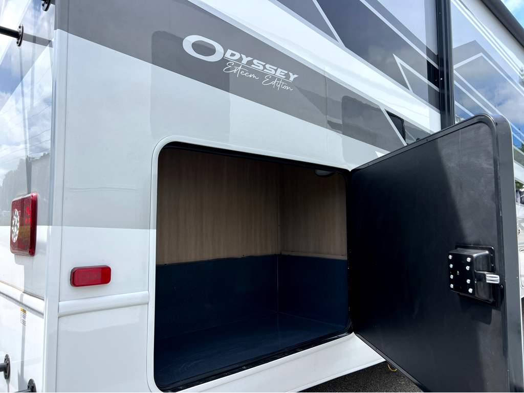2027 ENTEGRA COACH ODYSSEY 29V - Image 5