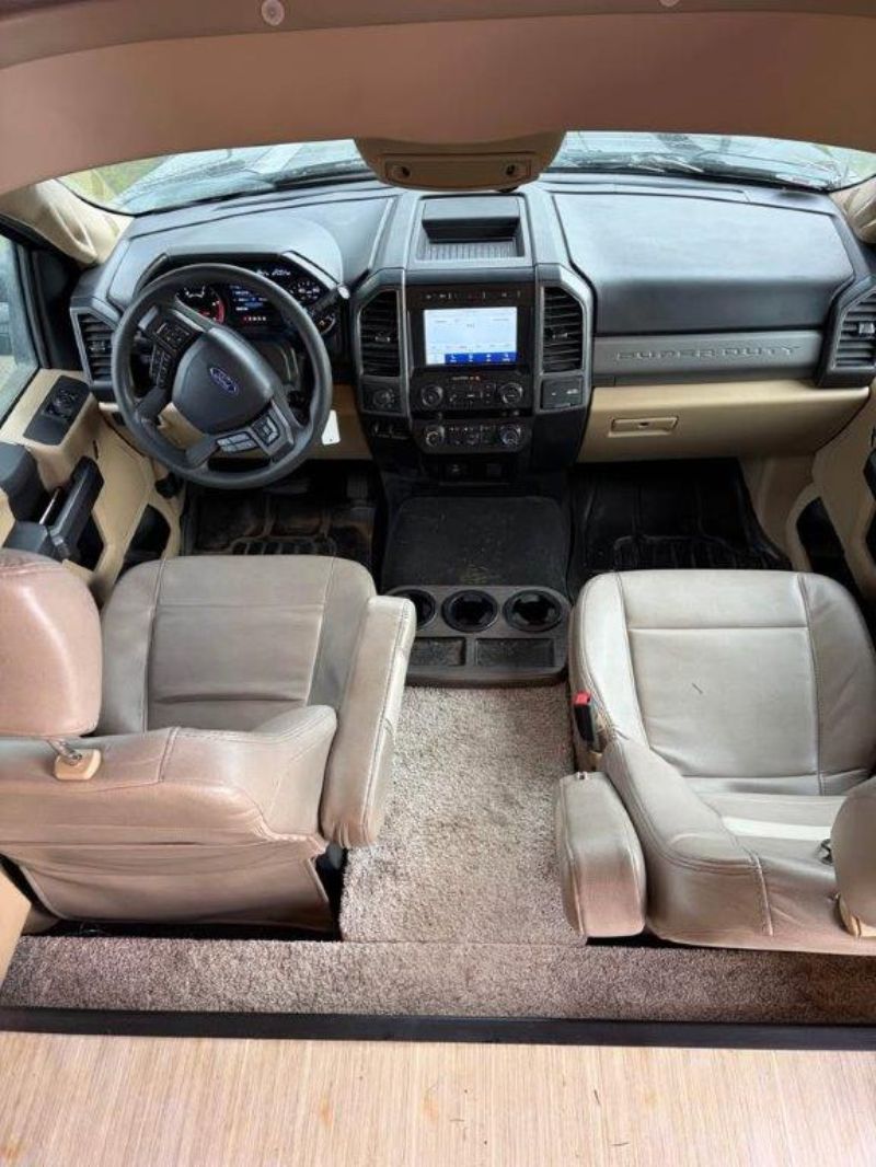 2021 Thor Motor Coach Magnitude SV34 - Image 8