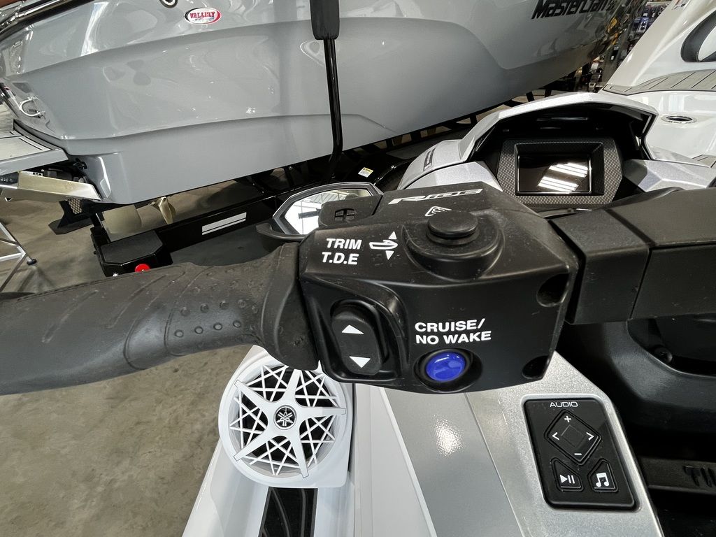 2026 Yamaha WaveRunners GP HO with Audio - Image 9