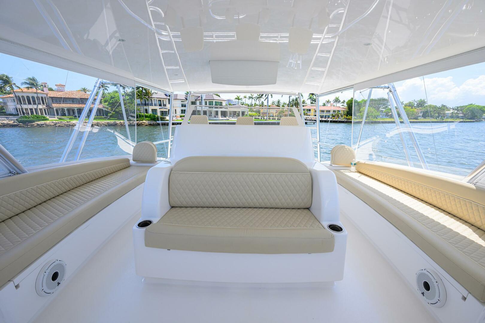 2021 Viking 72 Convertible - Image 31