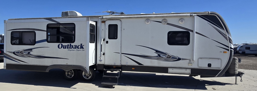 2014 Keystone Outback 316RL - Image 1