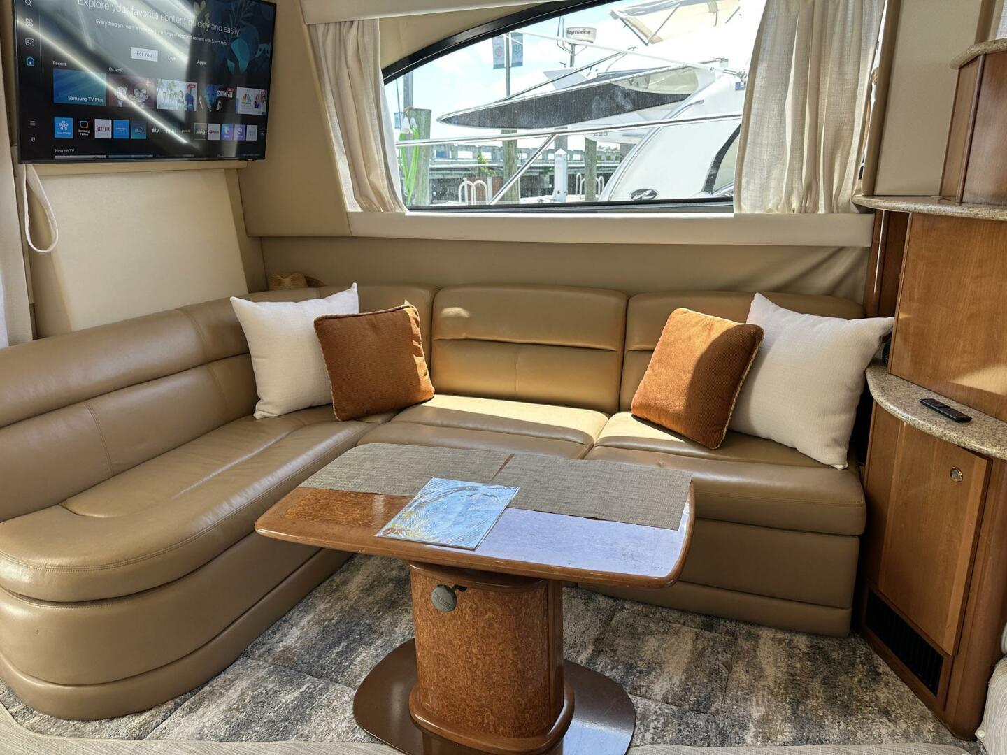 2007 Meridian 411 Sedan Bridge - Image 25