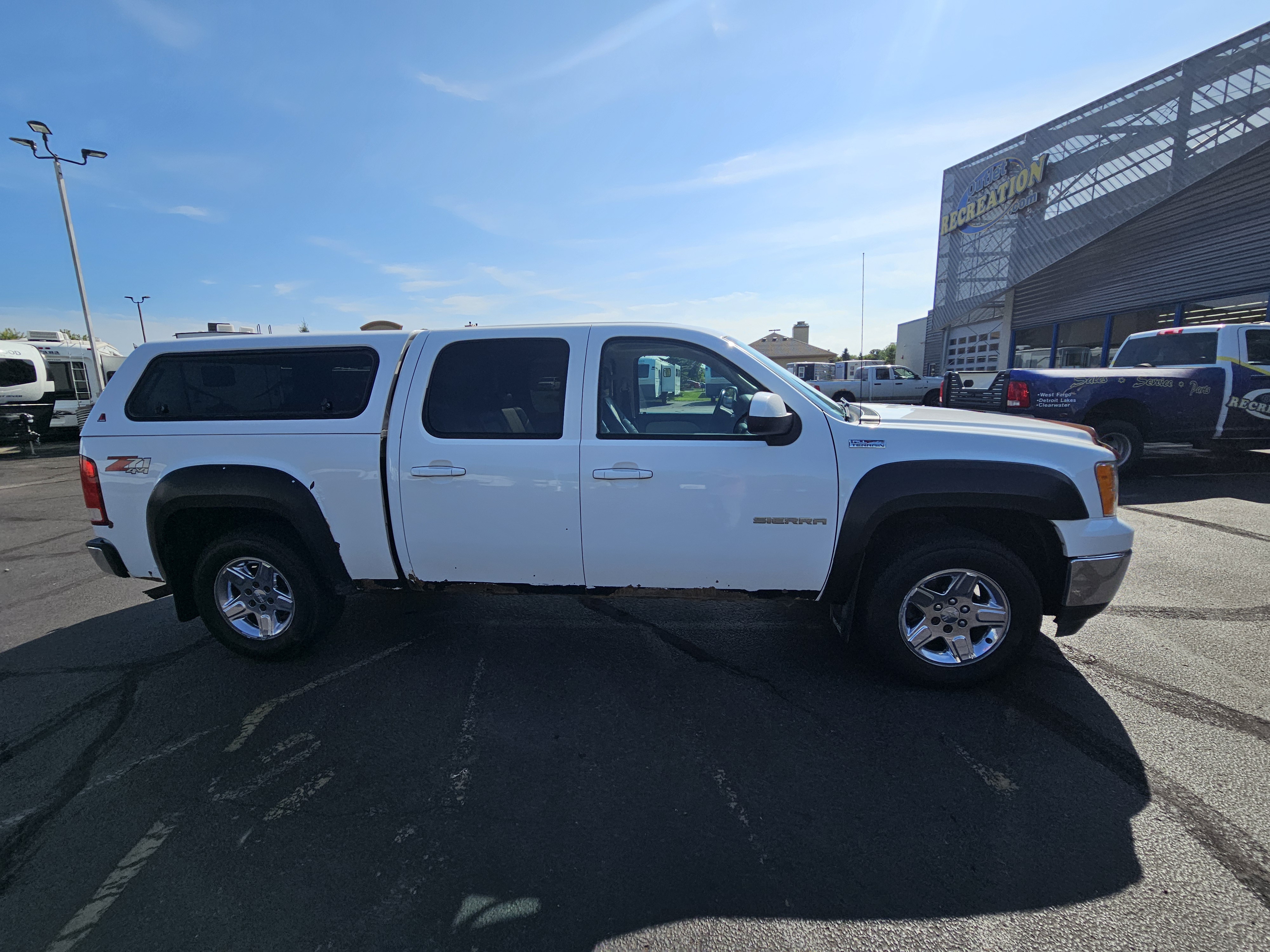 2010 GMC SIERRA 1500 - Image 3