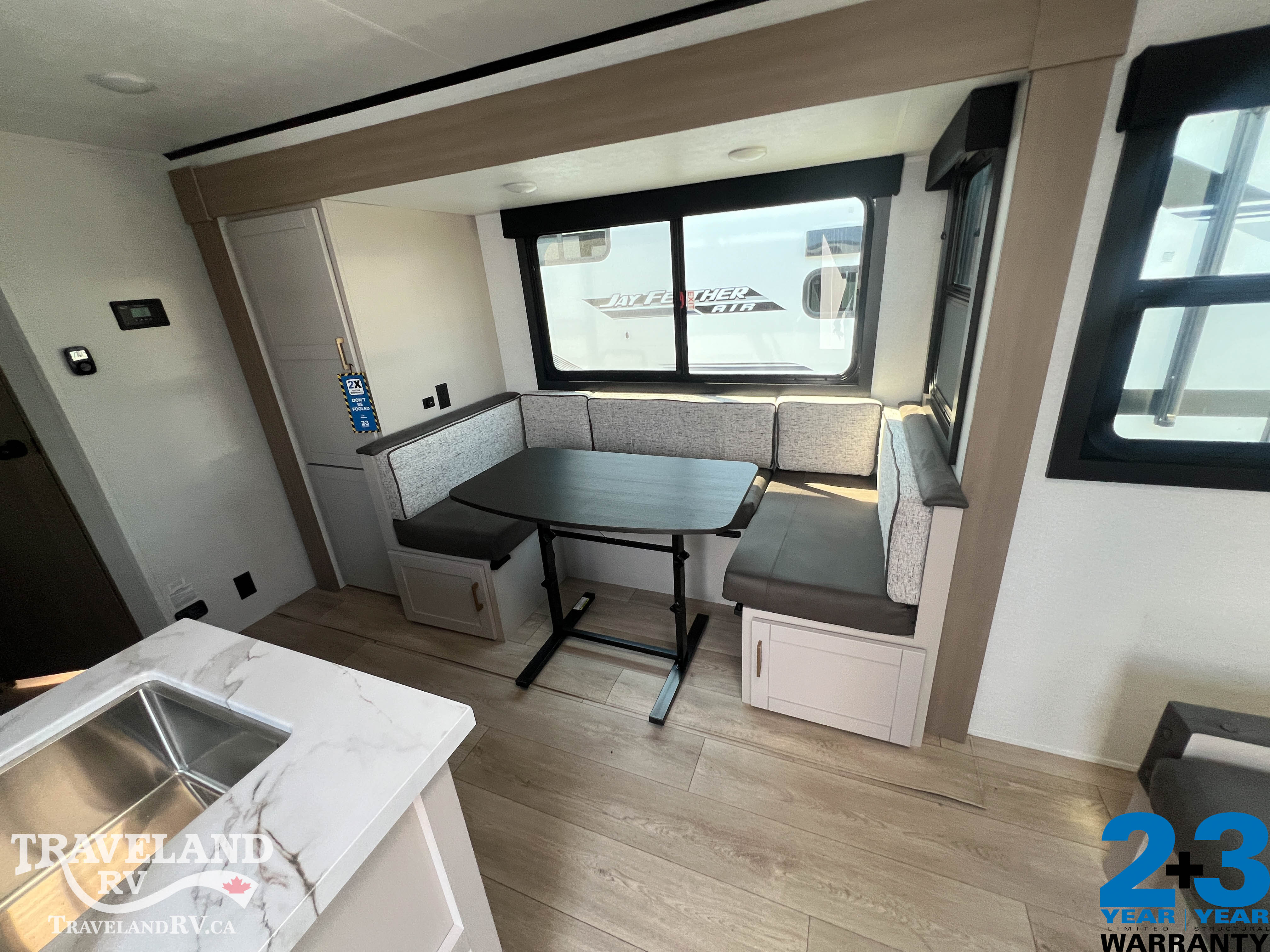 2027 Jayco Jay Feather 21MBH - Image 9