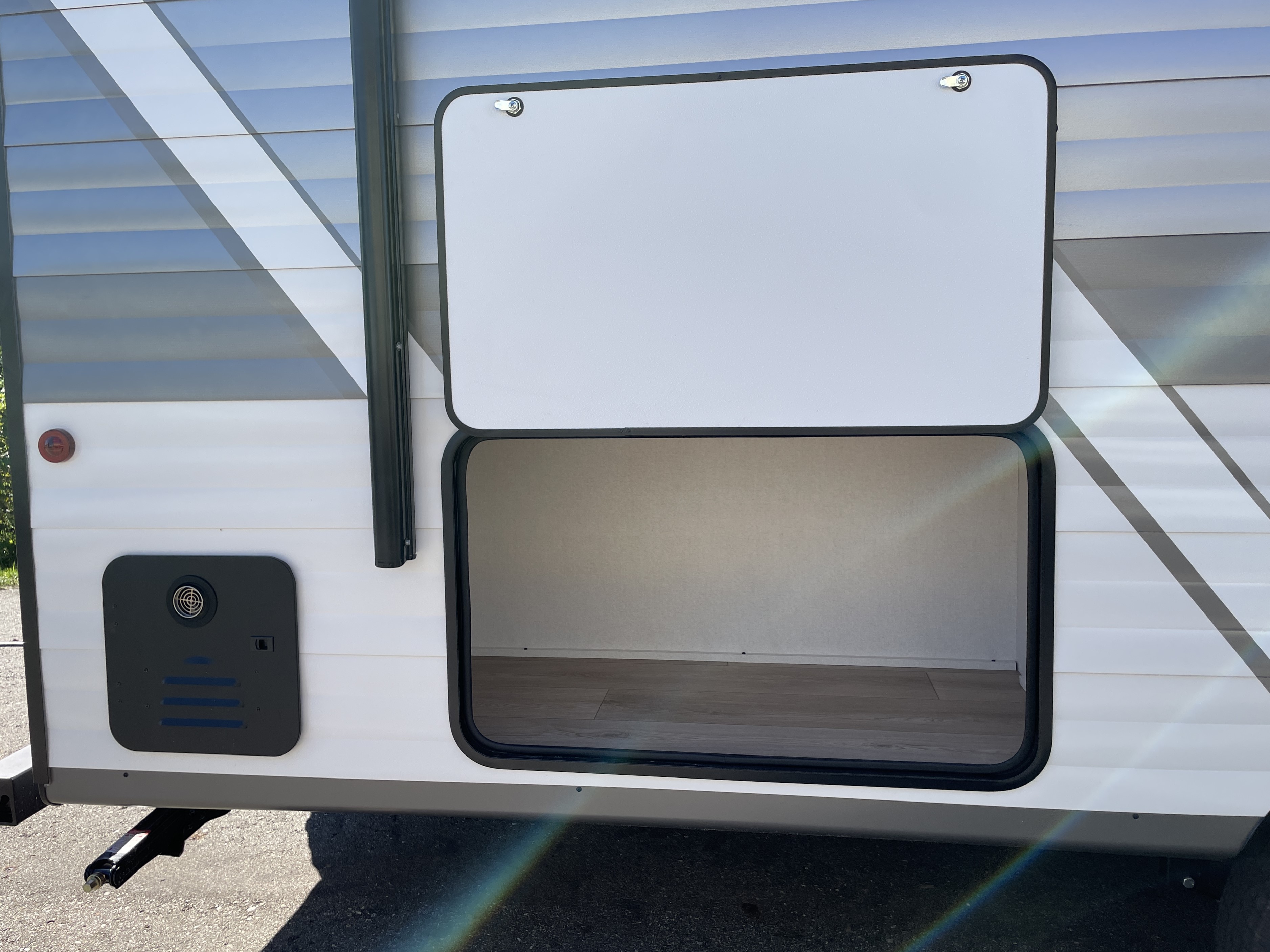 2027 Jayco Jay Flight 260BH - Image 6