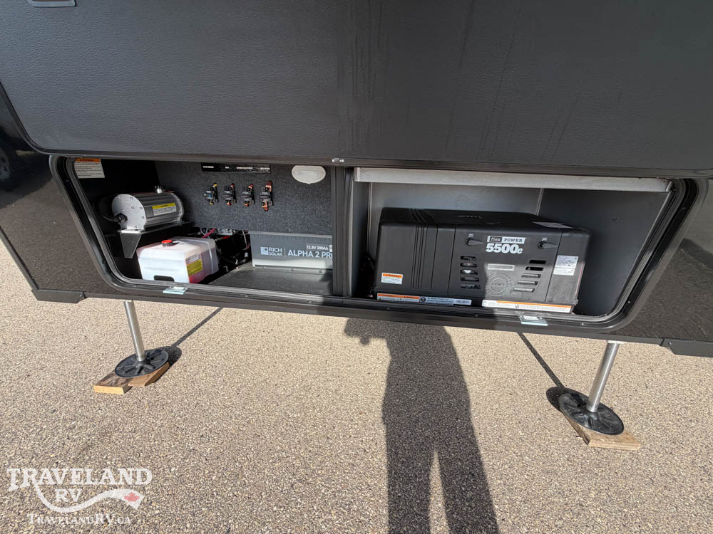 2027 Brinkley RV Model G 3250 - Image 8