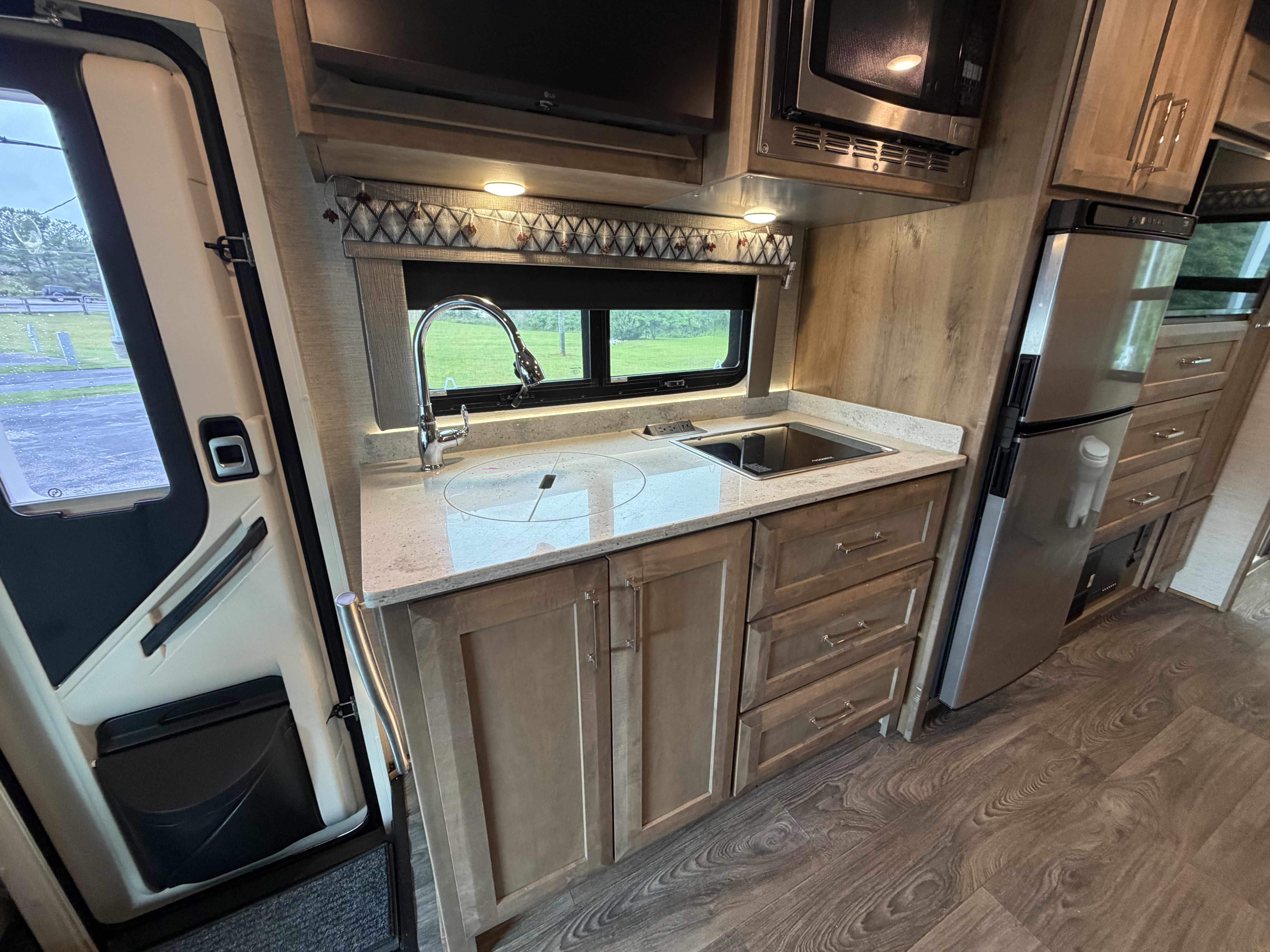2022 TIFFIN WAYFARER 25 RW - Image 19