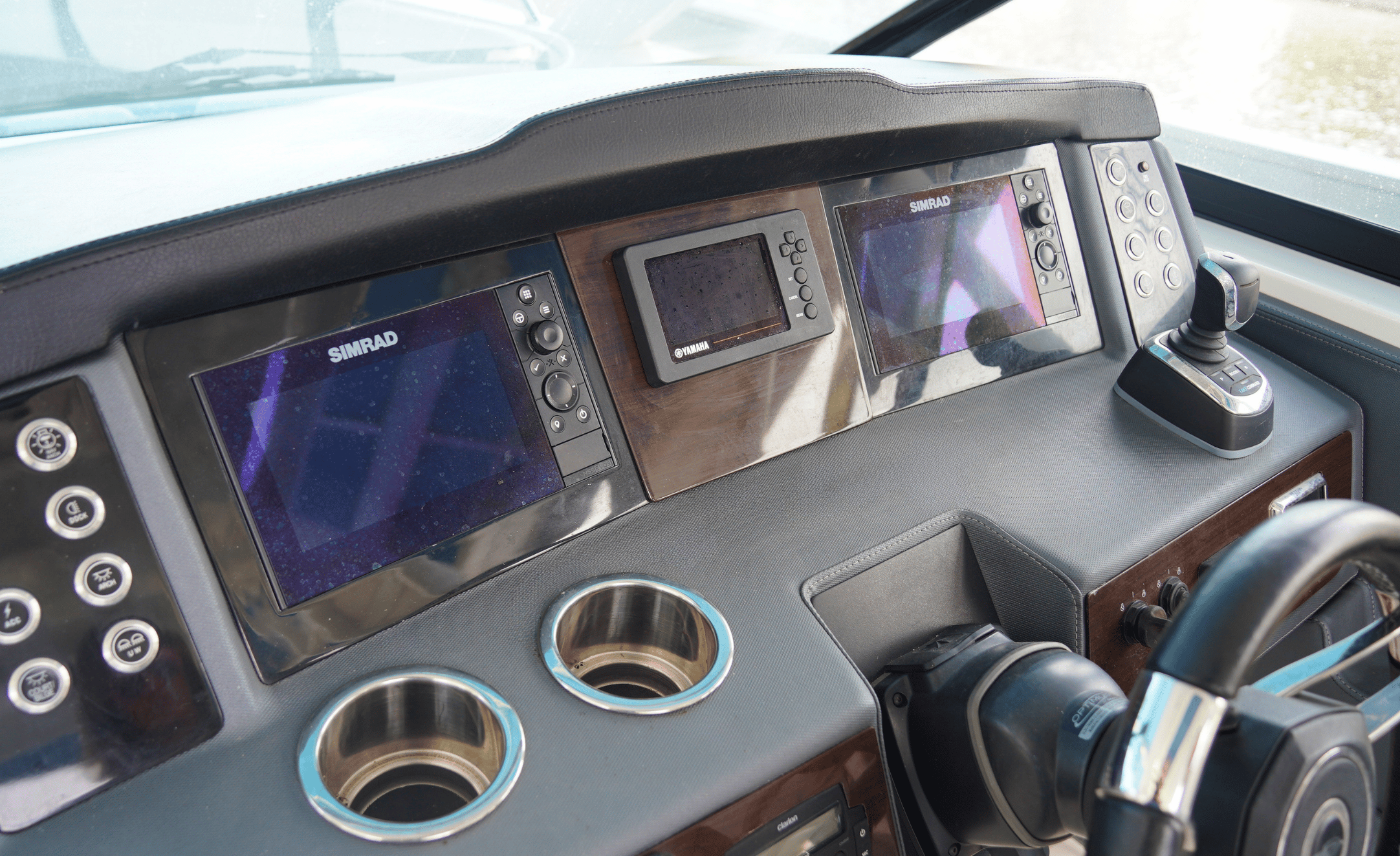 2021 CHAPARRAL 280 OSX - Image 23