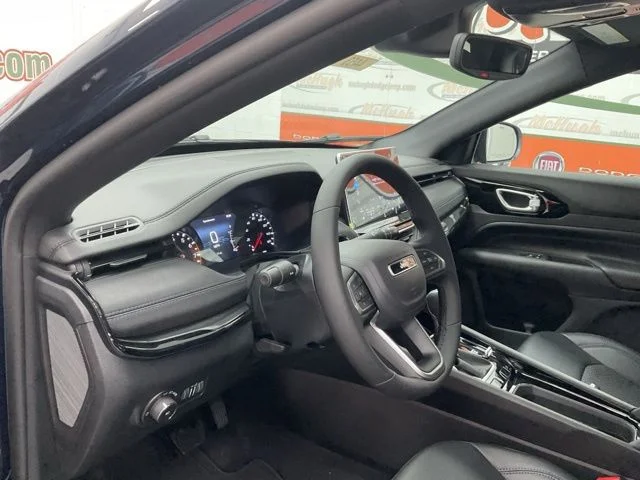 2026 Jeep Compass Latitude Altitude 4x4 - Image 10