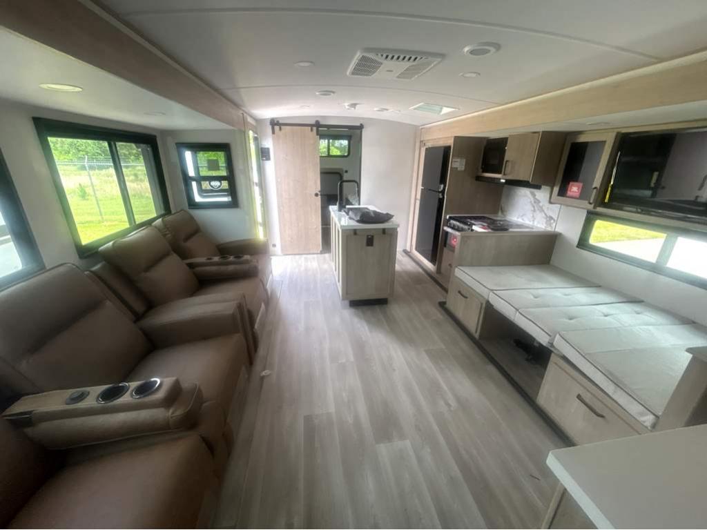 2026 GRAND DESIGN IMAGINE 3210BH - Image 28