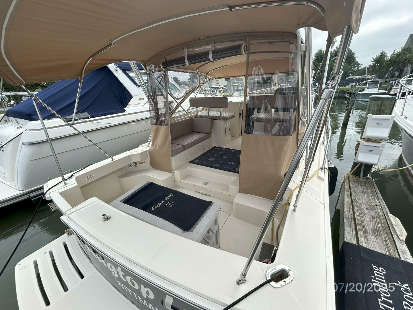 2006 Mainship Pilot 30 Base - Image 17