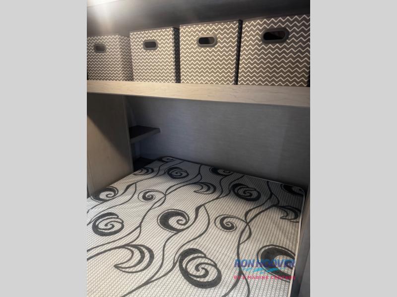 2025 COACHMEN VIKING 262DBS - Image 14