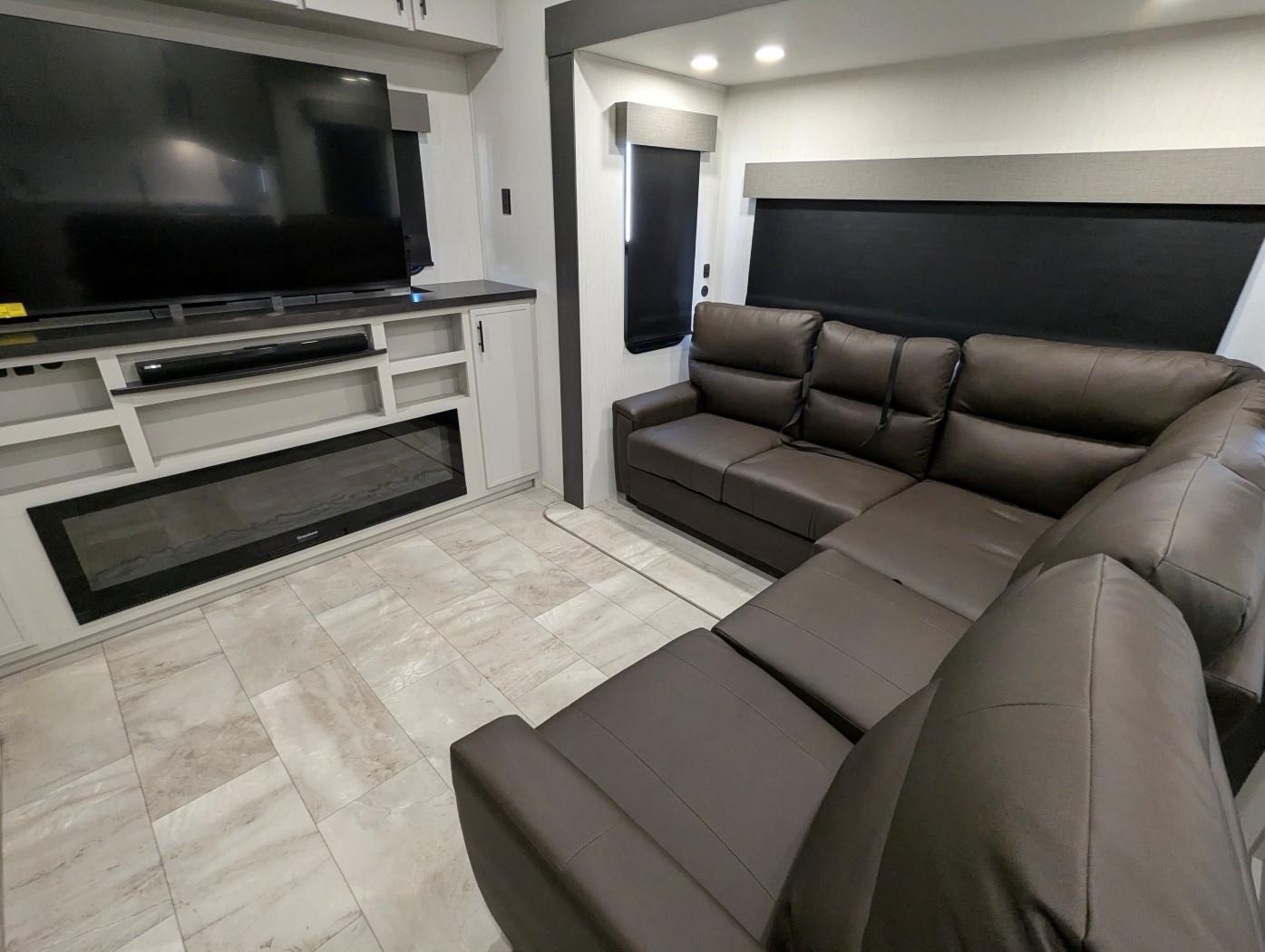 2026 Prime Time Sanibel 34LOUNGE - Image 22