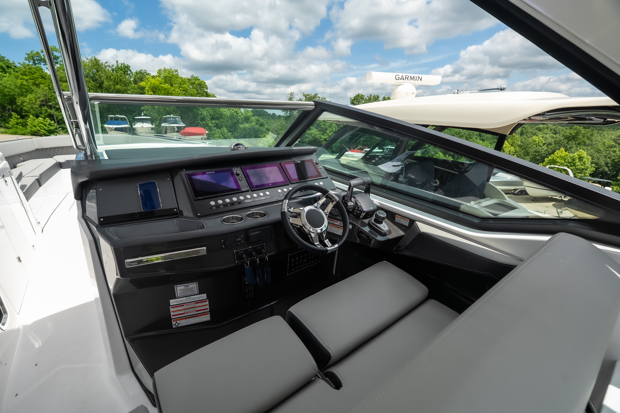 2026 Monterey 385 SS - Image 20