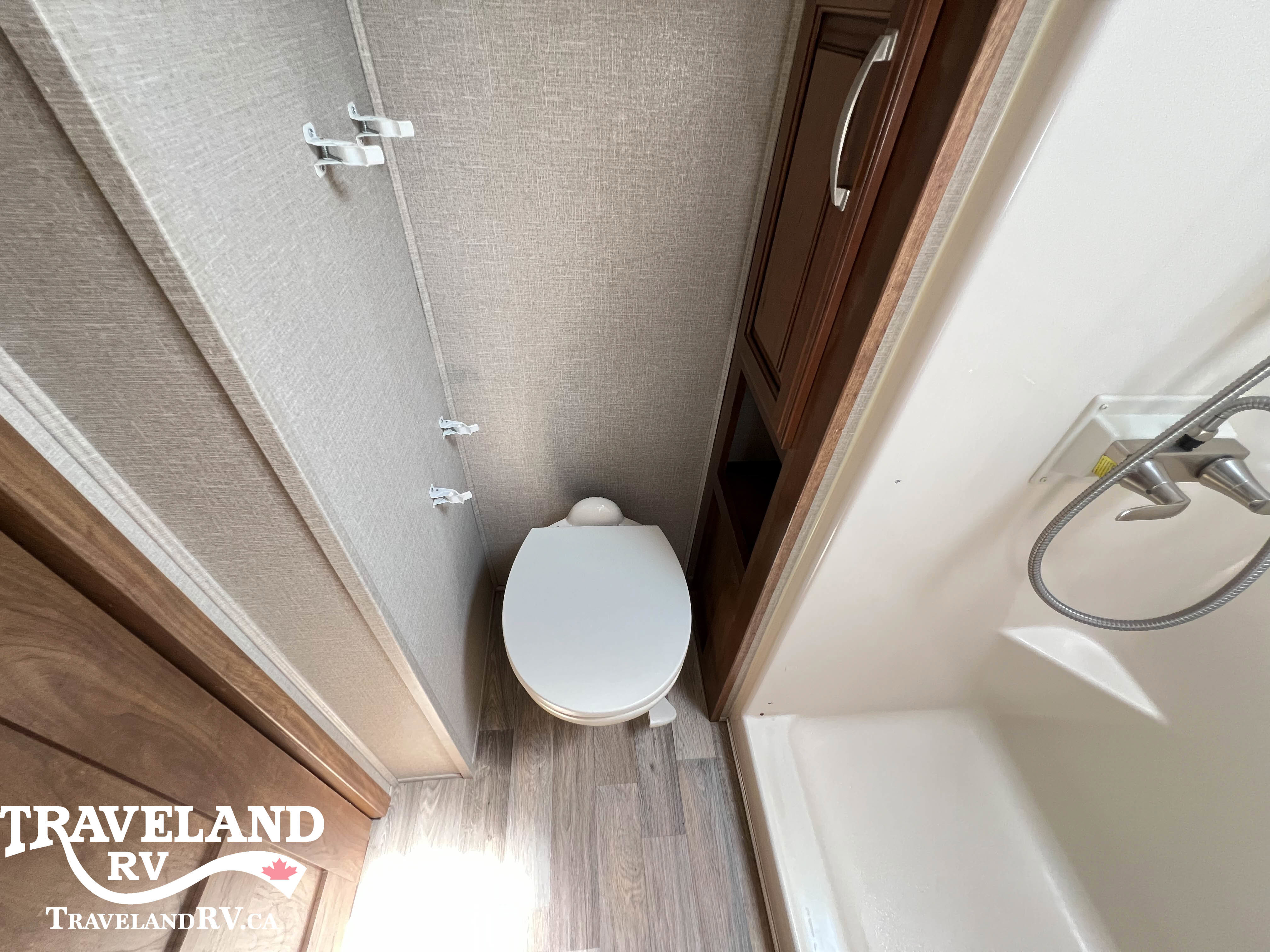 2018 KEYSTONE MONTANA 3160RL LEGACY EDITION - Image 38