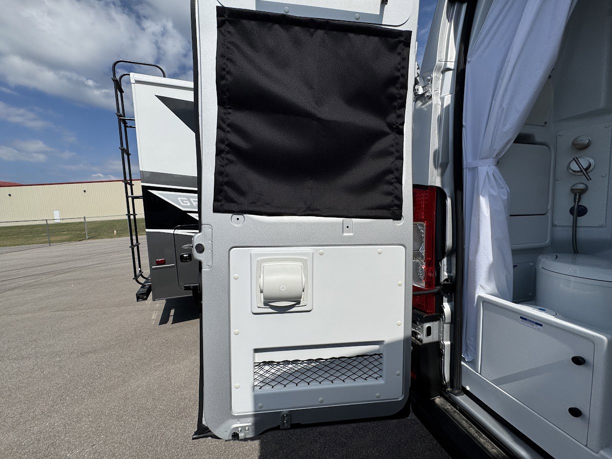 2026 JAYCO COMET 18C - Image 31