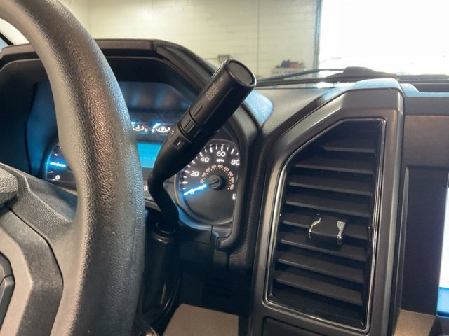 2019 Ford F150 Crew Cab XLT 4WD - Image 21