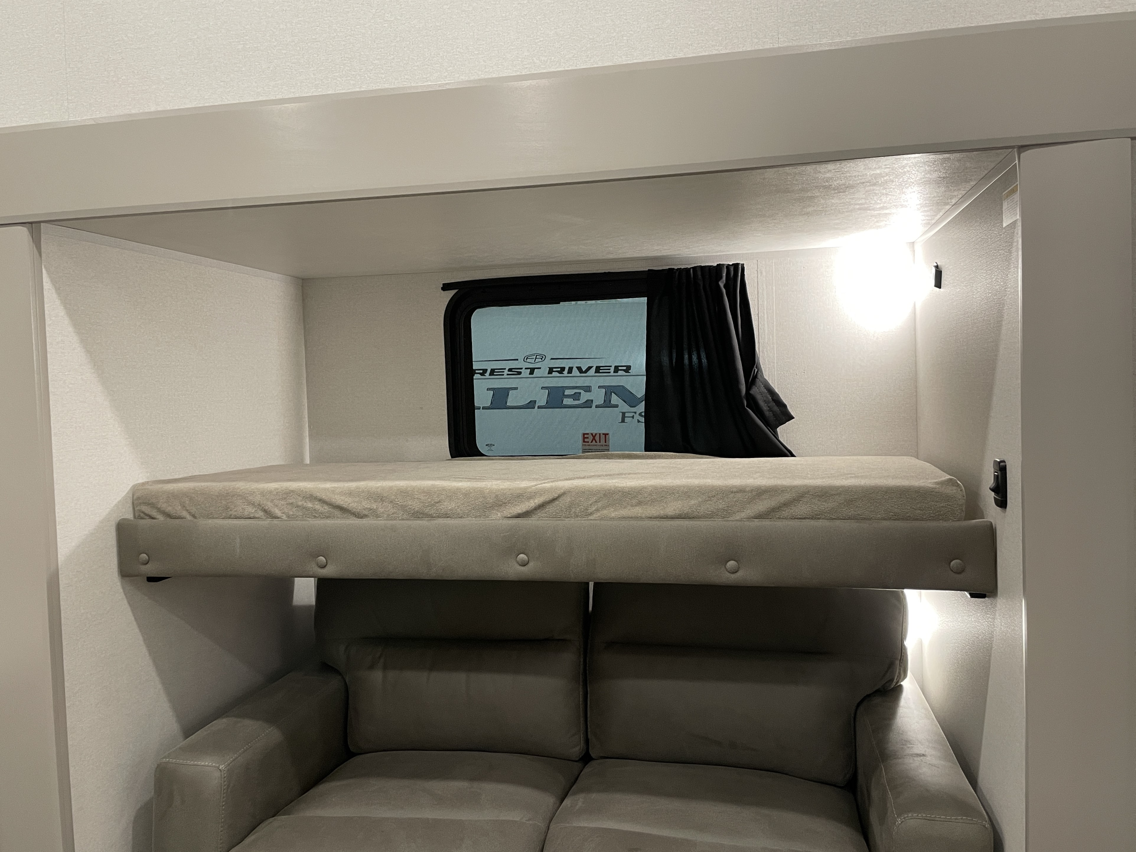 2027 Jayco North Point 391TBBH - Image 16