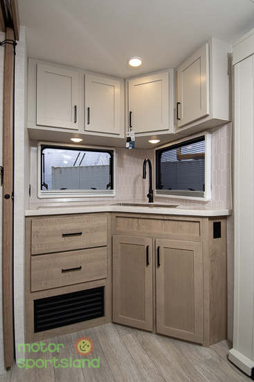 2027 Ember Touring Edition 2300MLL - Image 26