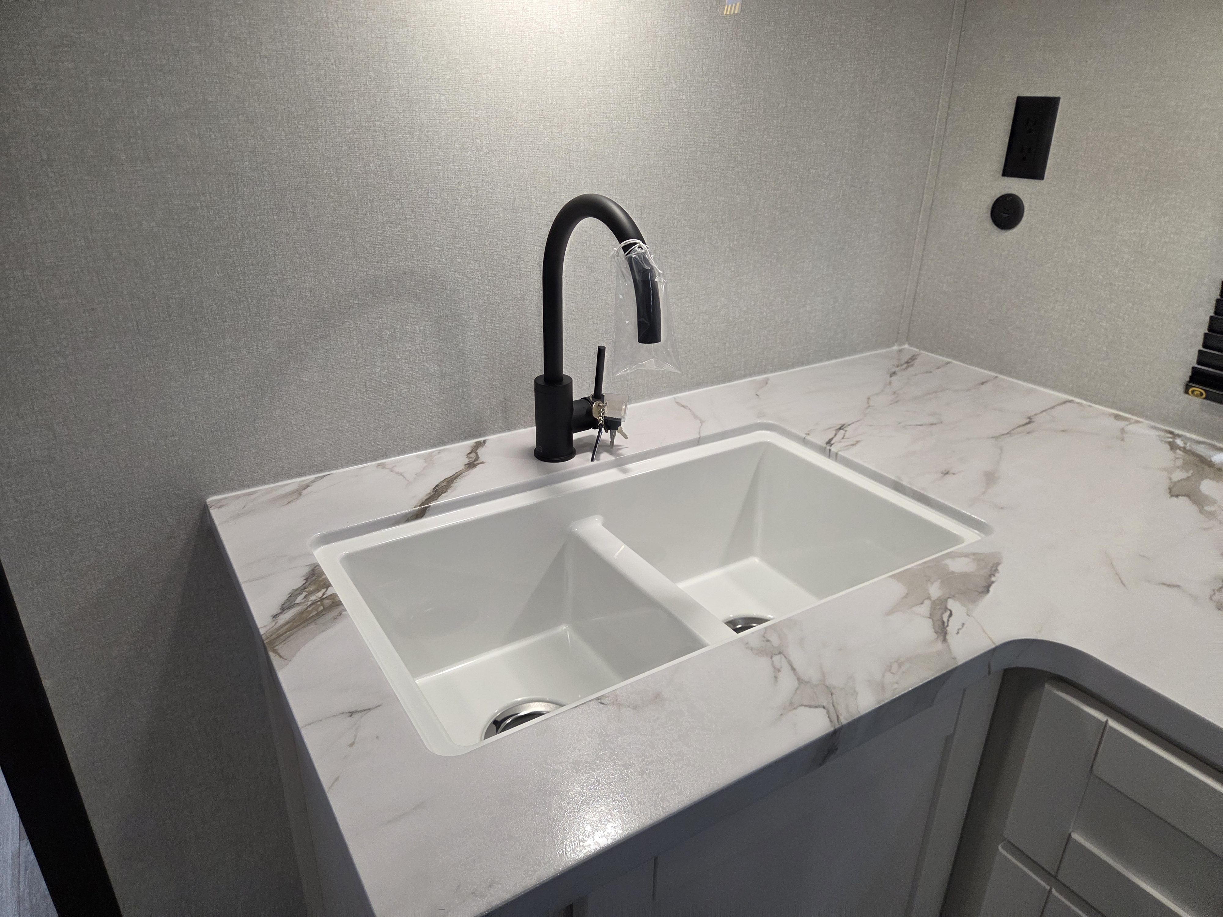 2026 Jayco Jay Flight SLX 287BHS - Image 13