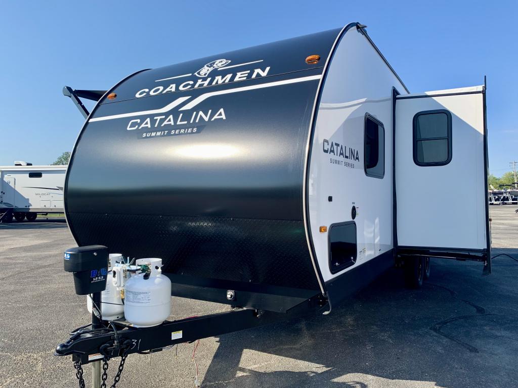 2027 Coachmen Catalina Summit Series 8 261BHS - Image 3