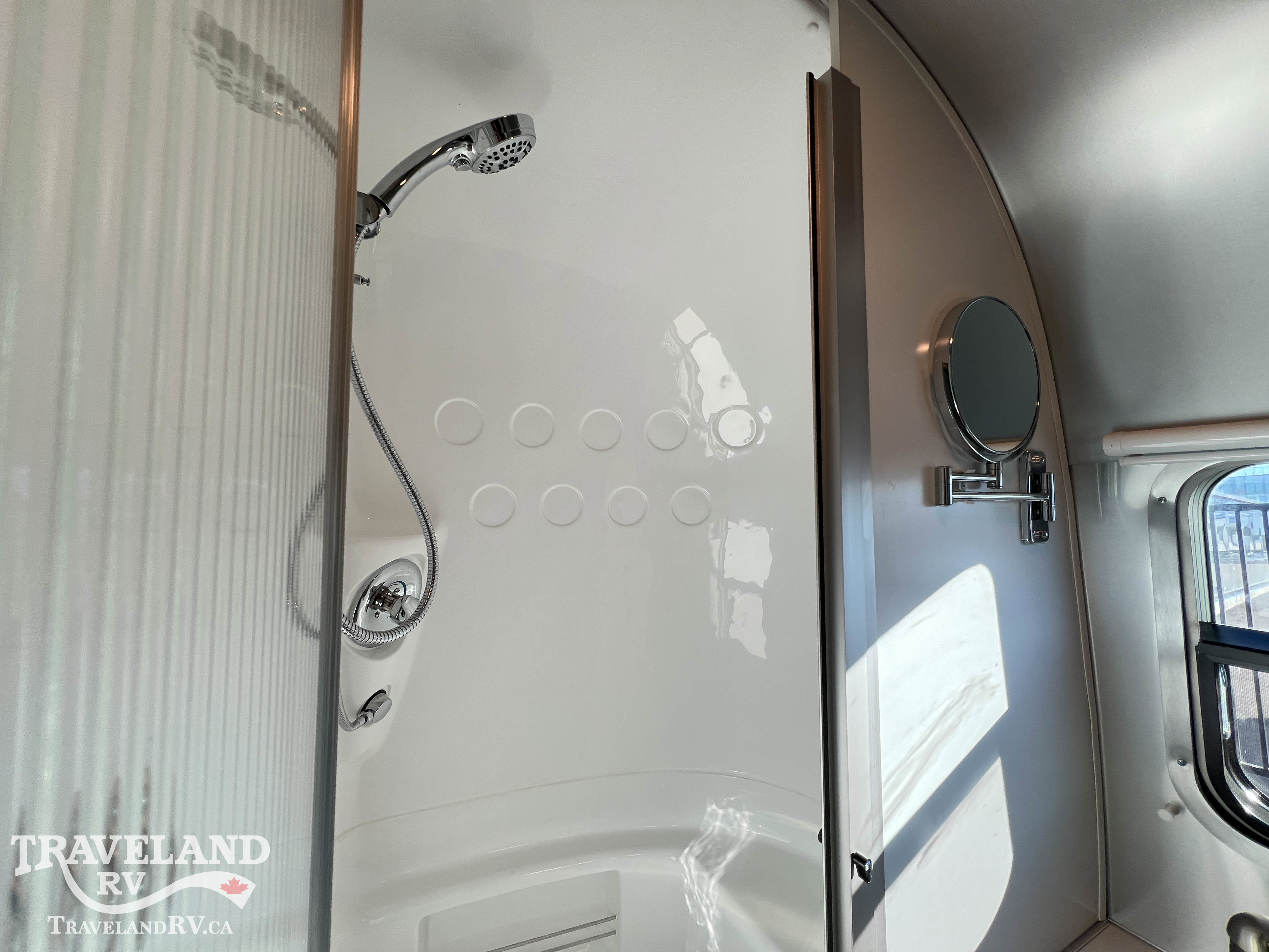 2026 Airstream Bambi 22FB - Image 26