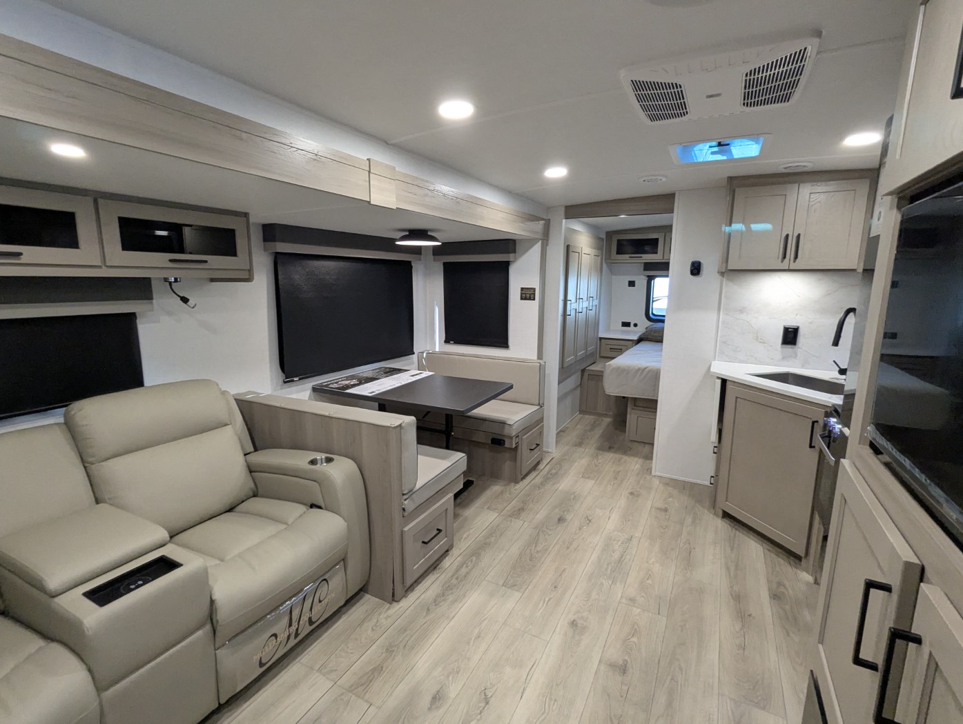 2026 Forest River Rockwood Ultra Lite 2606WS - Image 8