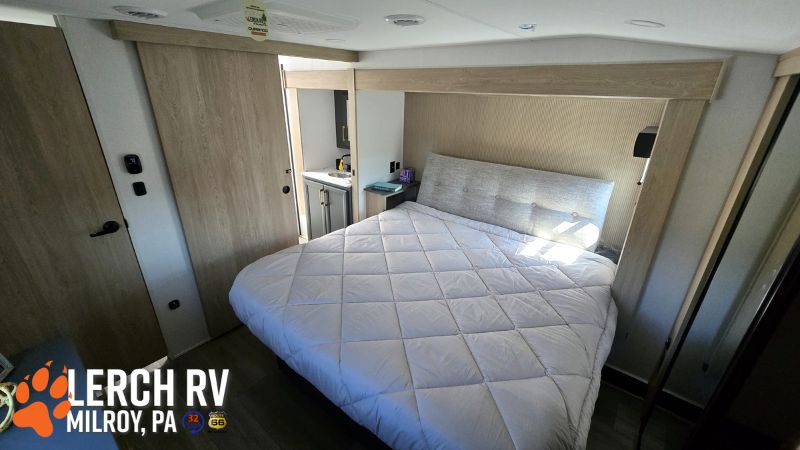 2026 KZ RV Ridgeway 36MB - Image 28