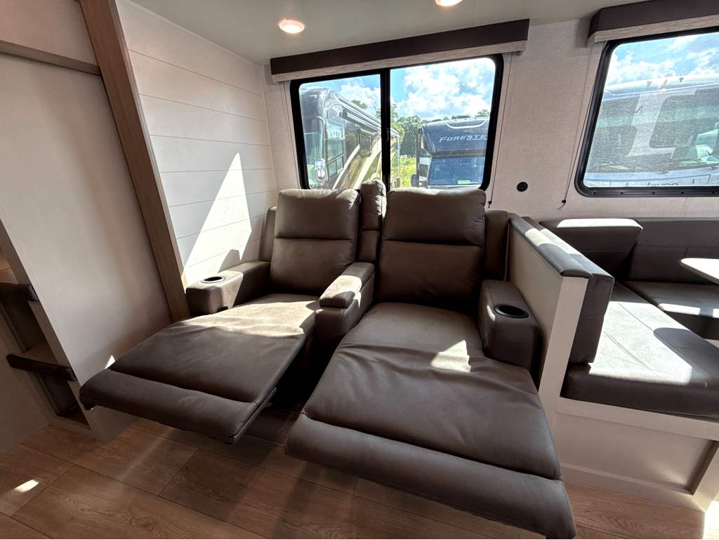 2027 JAYCO JAY FLIGHT 280BHS - Image 14