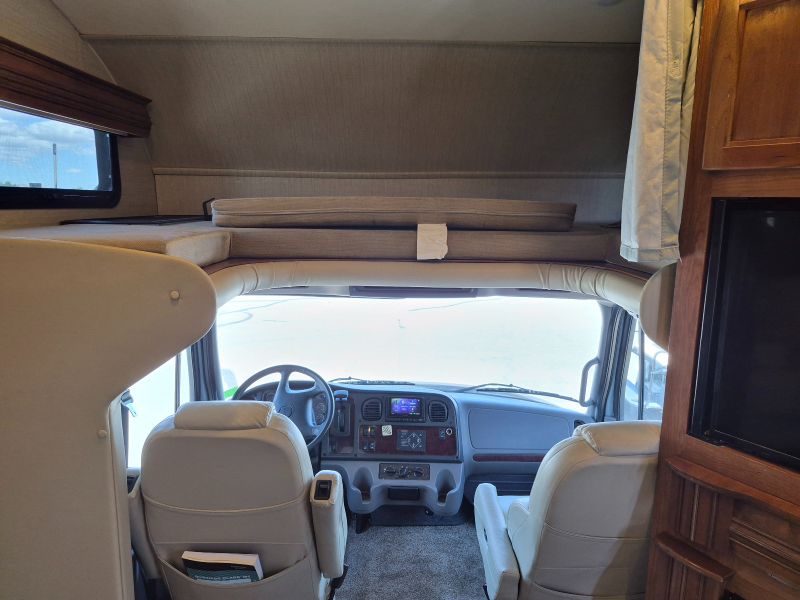 2018 Jayco Seneca 37HJ - Image 7