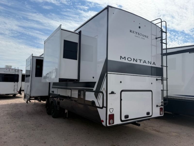 2026 Keystone Montana 3795FK - Image 2