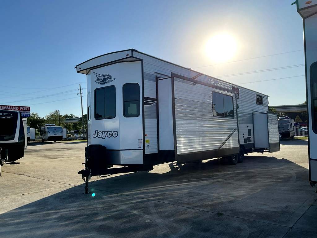 2026 JAYCO JAY FLIGHT BUNGALOW 404 LOFT - Image 3