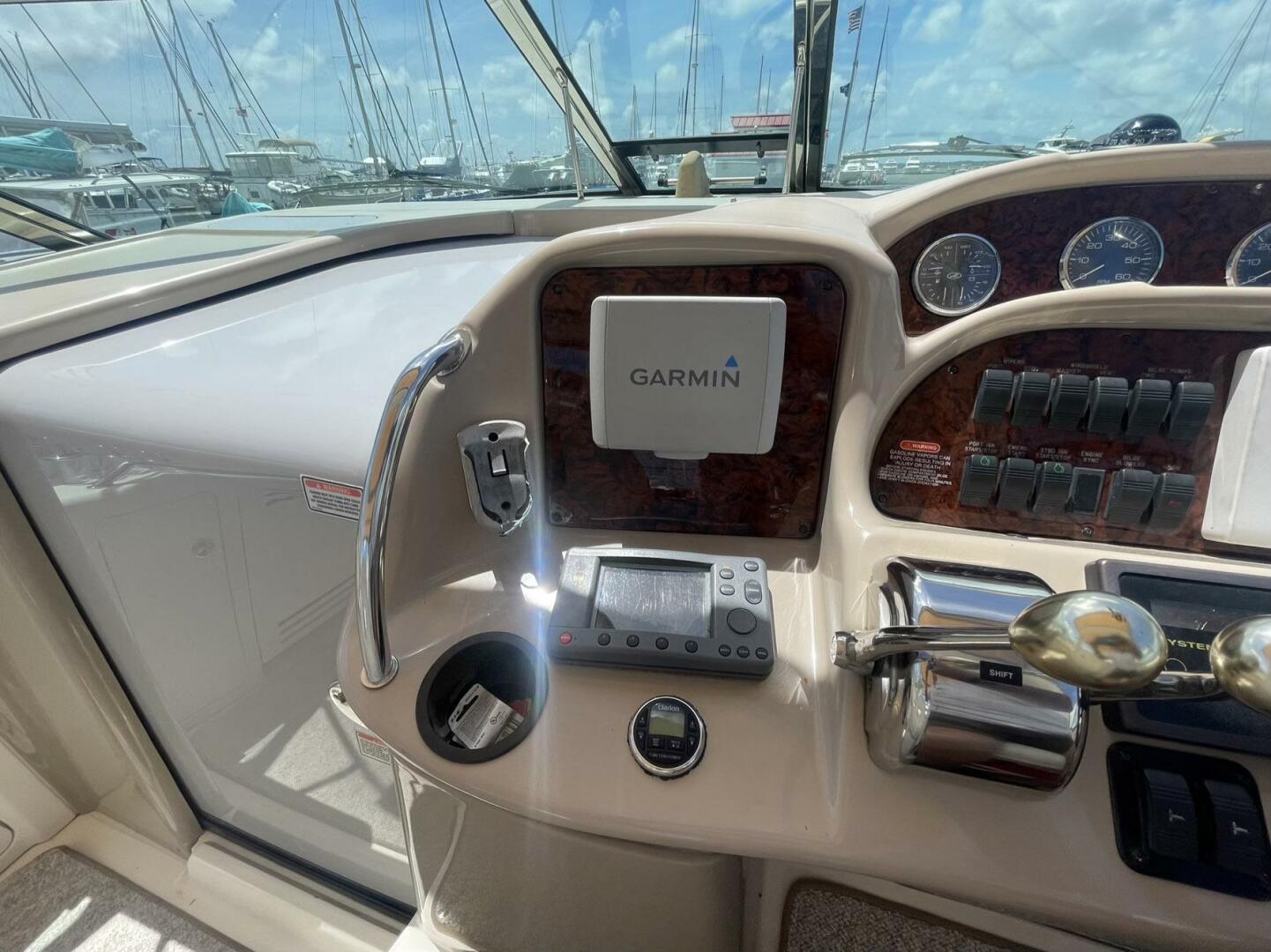 2003 Sea Ray 360 Sundancer - Image 11