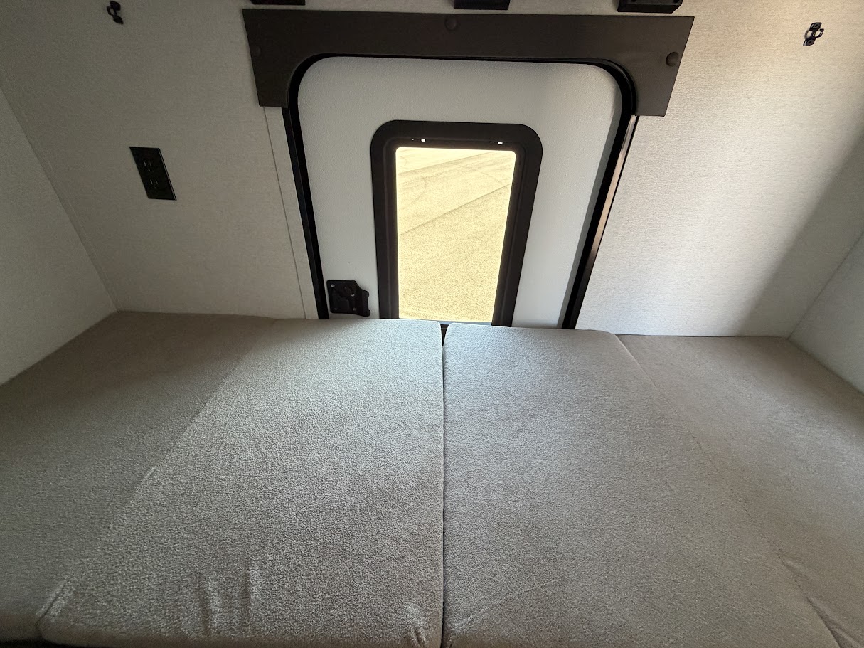 2027 JAYCO JAY FLIGHT 295TBS - Image 22
