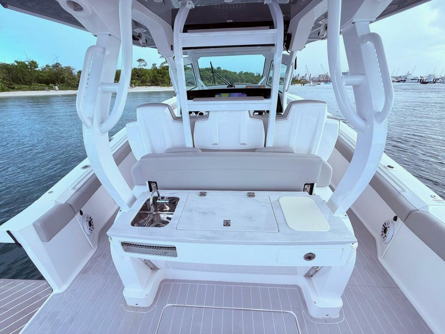 2006 Carver 43 Motor Yacht - Image 113