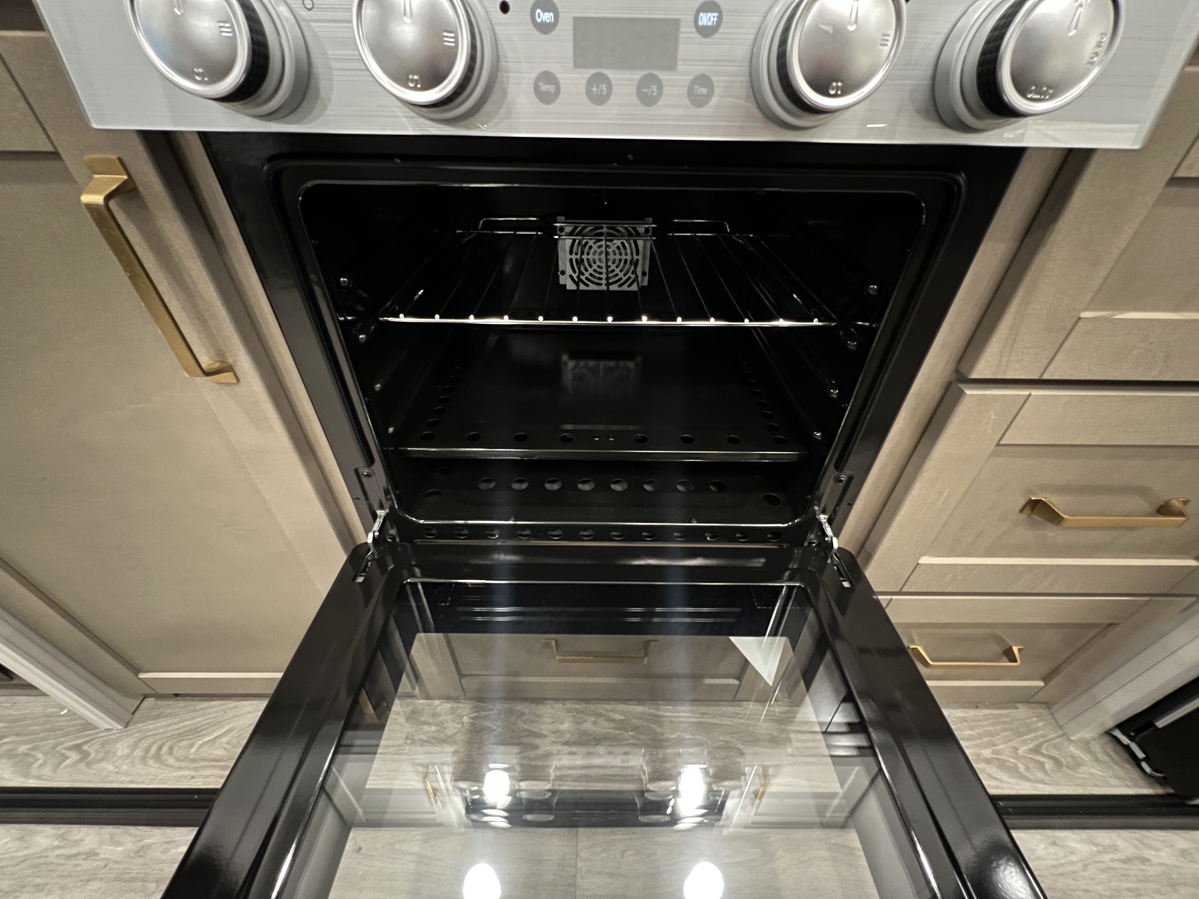 2027 Jayco Eagle 321RSTS - Image 15