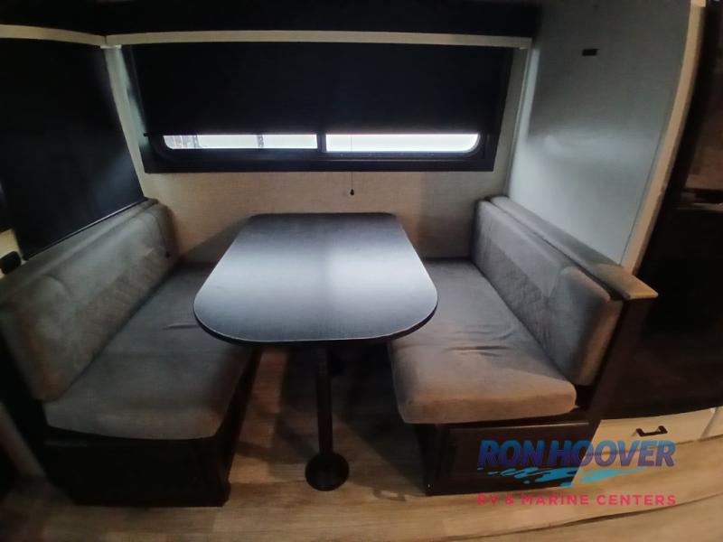 2023 JAYCO 26RL - Image 9