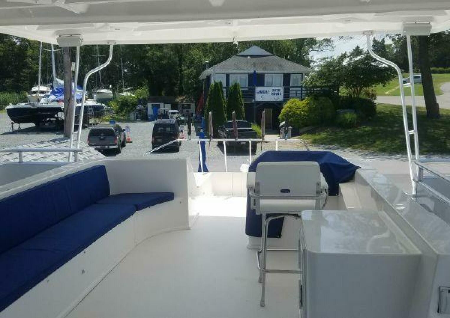 2017 Sumerset Houseboat - Image 37