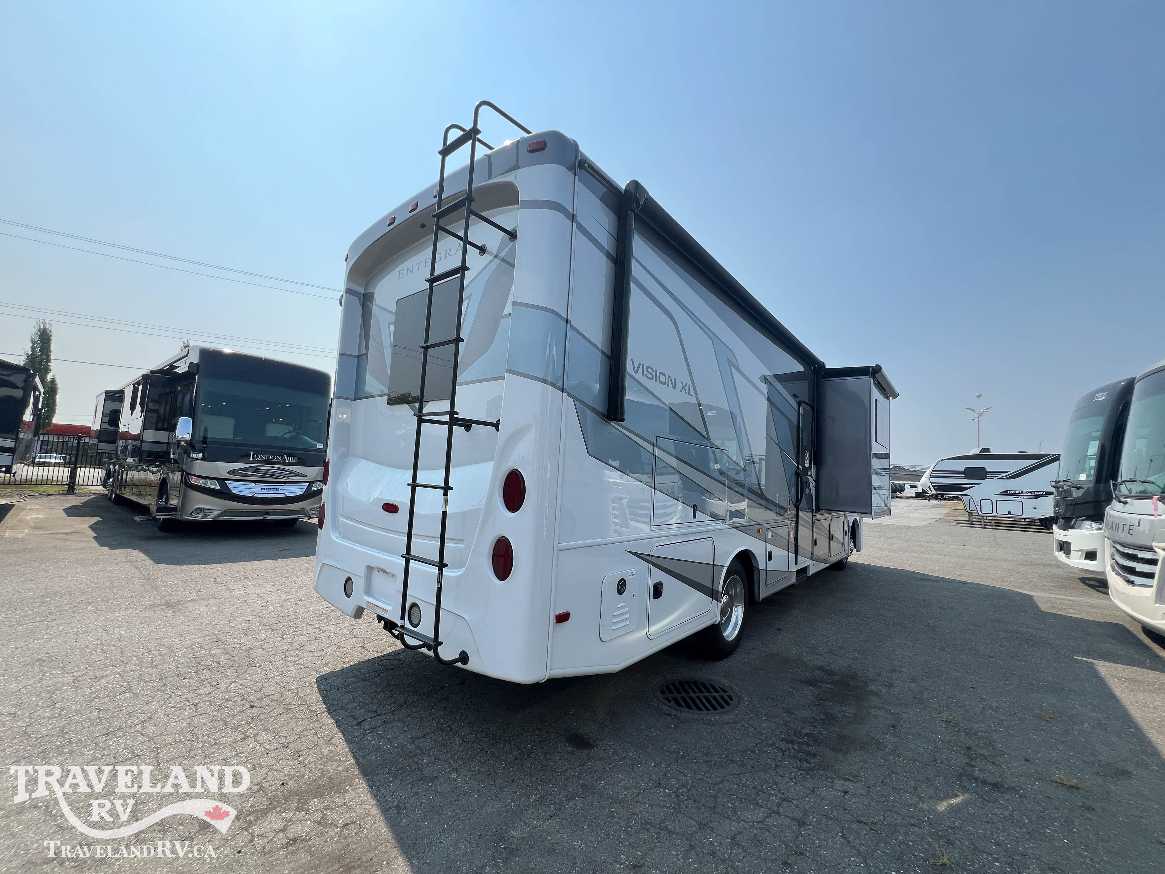 2027 Entegra Coach Vision XL 31UL - Image 5