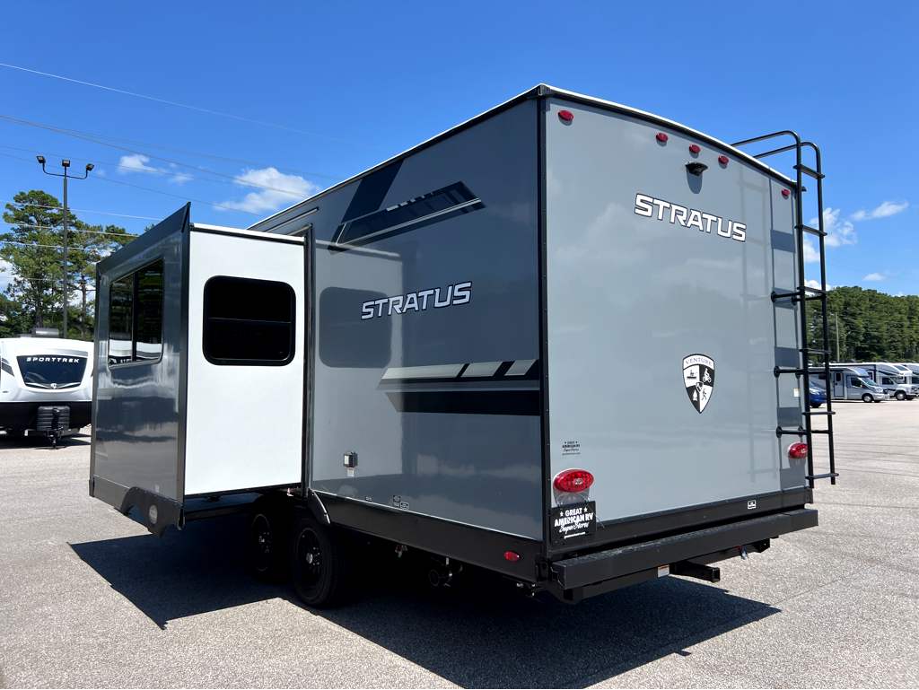 2026 VENTURE RV STRATUS 211VBH - Image 3