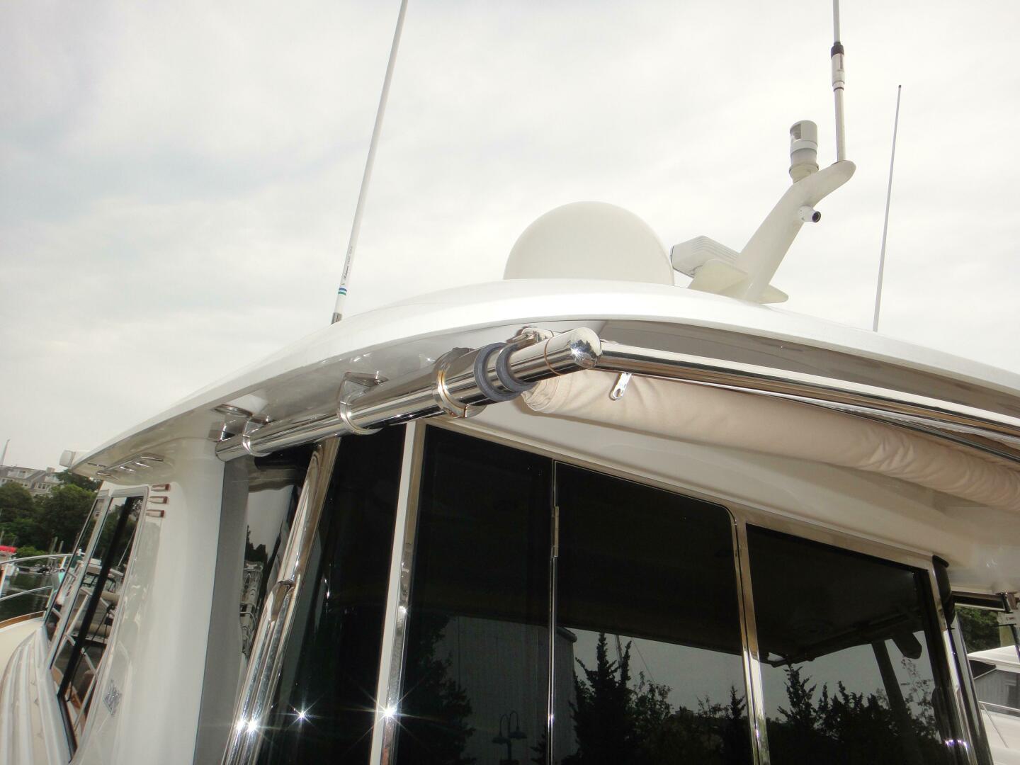 2018 Sabre 48 Salon Express - Image 3